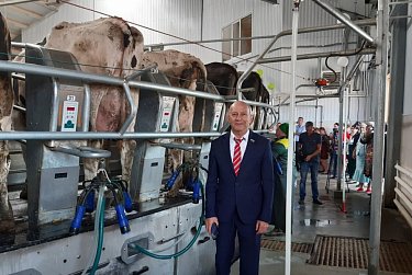 Рабочая неделя Геннадия Аверьянова проходит в избирательном округе